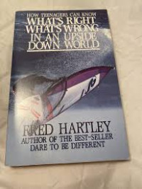 Image of What's Right, What's Wrong In AnUpside-Down World (Trawas)